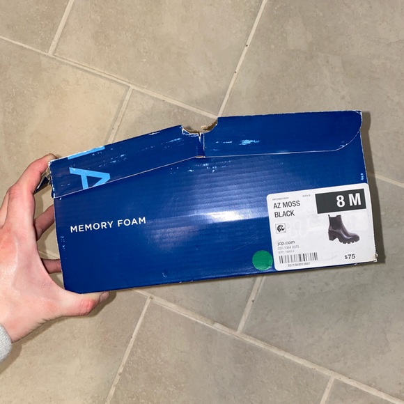 Arizona Jean Co Womens Masin Block Heel Chelsea Boots - Picture 6 of 6